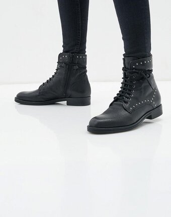 Миниатюра фотографии Ботинки tamaris