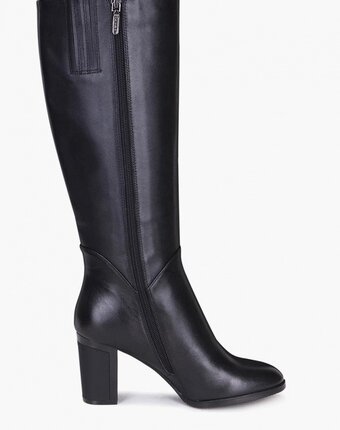 Миниатюра фотографии Сапоги pierre cardin