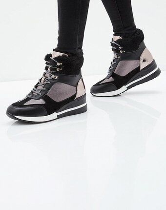 Миниатюра фотографии Кроссовки chezoliny