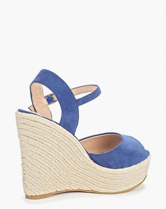 Миниатюра фотографии Босоножки valley