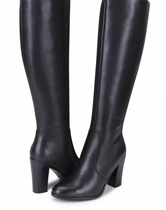 Миниатюра фотографии Сапоги pierre cardin