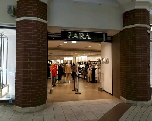 Фотография обувного магазина Zara