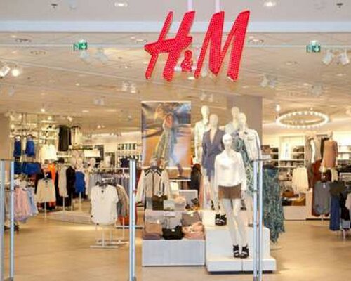 Фотография обувного магазина H & M