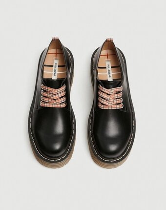 Миниатюра фотографии Ботинки pull&bear