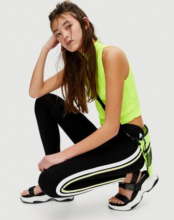 Миниатюра фотографии Сандалии pull&bear
