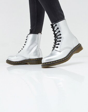 Миниатюра фотографии Ботинки dr. martens