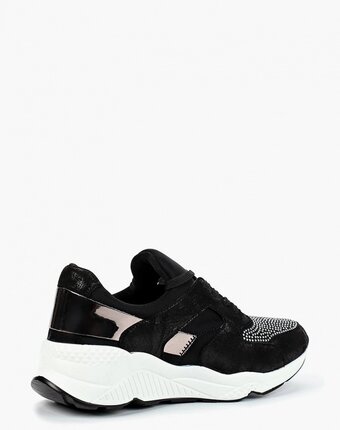 Миниатюра фотографии Кроссовки escan