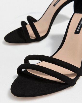 Миниатюра фотографии Босоножки stradivarius