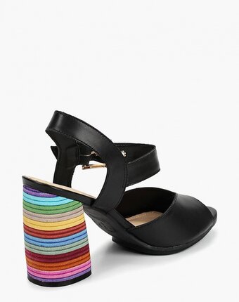 Миниатюра фотографии Босоножки indiana