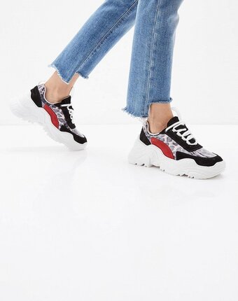 Миниатюра фотографии Кроссовки grand style