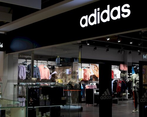 Фотография обувного магазина Adidas