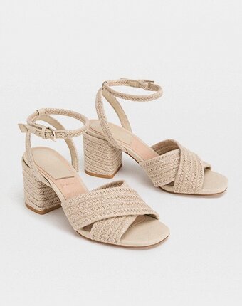 Миниатюра фотографии Эспадрильи stradivarius