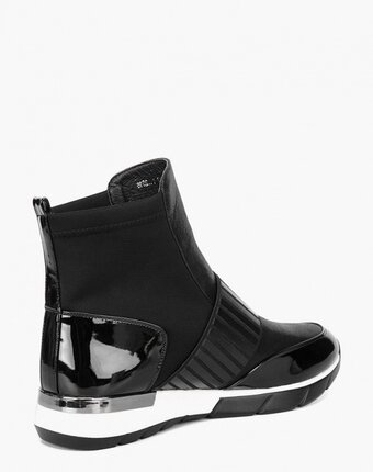 Миниатюра фотографии Ботинки stella mazarini