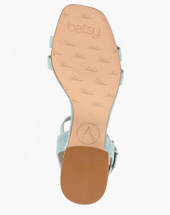 Миниатюра фотографии Босоножки betsy