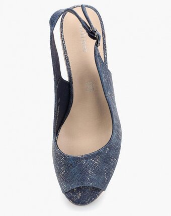 Миниатюра фотографии Босоножки instreet