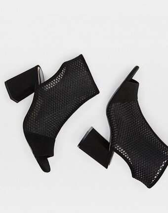 Миниатюра фотографии Босоножки stradivarius