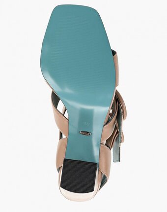 Миниатюра фотографии Босоножки vitacci