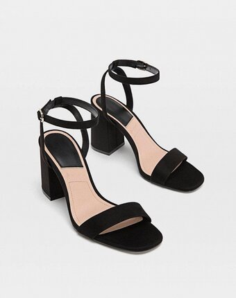 Миниатюра фотографии Босоножки stradivarius