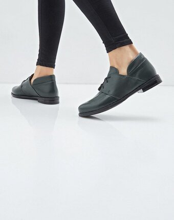 Миниатюра фотографии Ботинки der spur