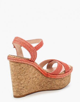 Миниатюра фотографии Босоножки cuple