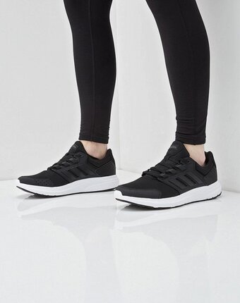 Миниатюра фотографии Кроссовки adidas