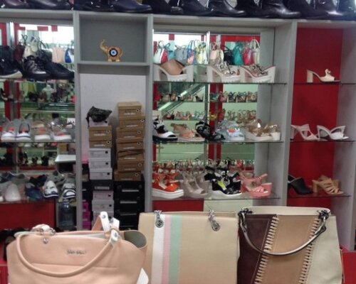 Фотография обувного магазина Шпильки