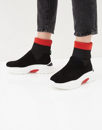 Миниатюра фотографии Кроссовки oshade